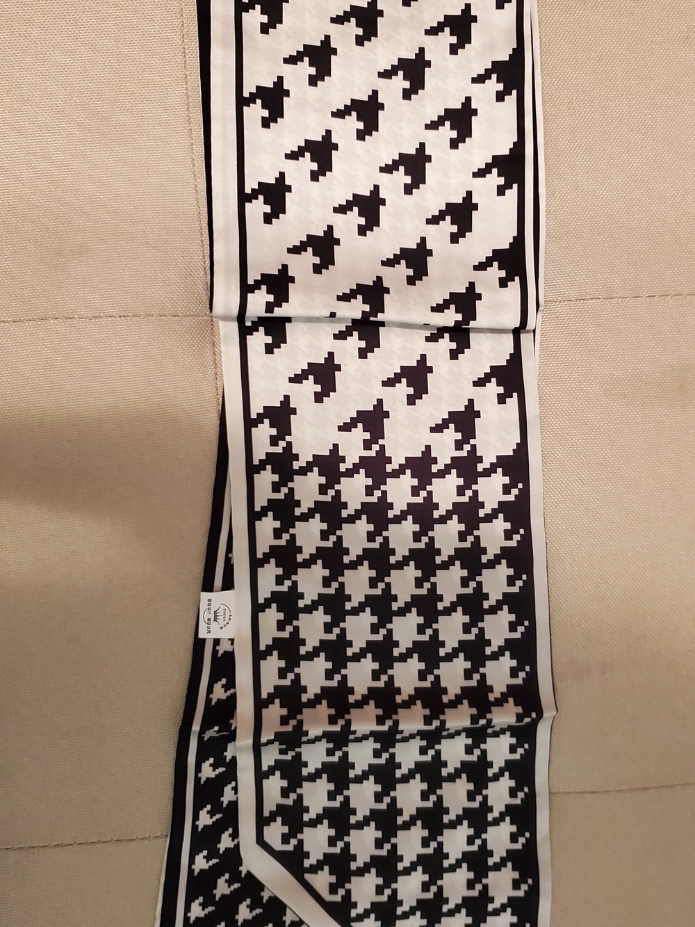 Black and White Houndstooth Scarf - Classic Men's Women Accessory